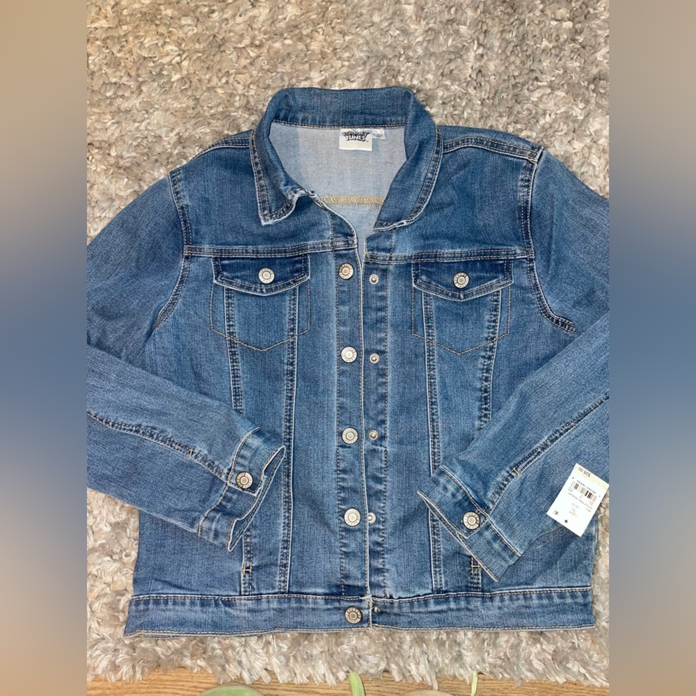 Looney Tunes Tweety Denim Jacket - Picture 2 of 4